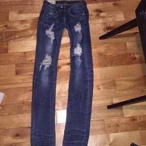 Supper Skinny, Ripped & Distressed Jeans